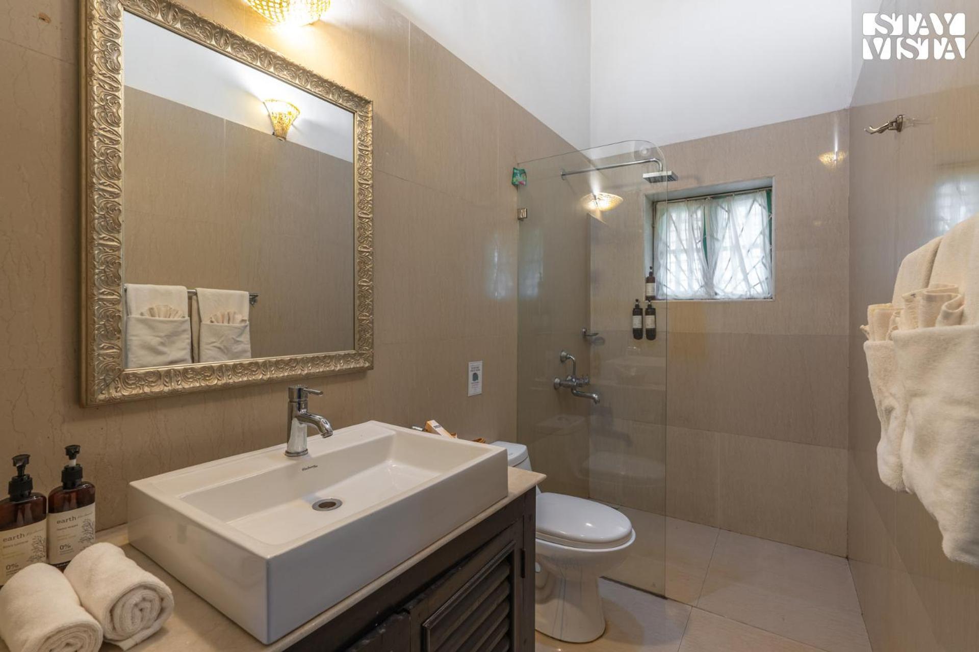 Stayvista At Amalia By Tellado With Pool, Wifi Assagao Ngoại thất bức ảnh